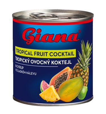 Tropický ovocný koktejl v sladkom náleve 